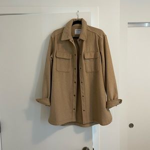 Old Navy Transitional Brushed-Twill Shacket. Size Medium Tall.